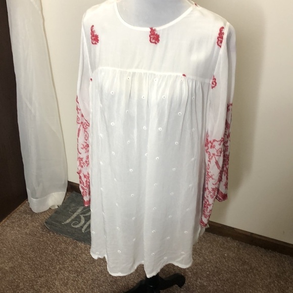 Johnny Was white and red floral boho top size small - Picture 2 of 9